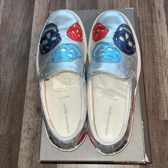 Alexander McQueen Multicolored Skull Slip-Ons - Picture 3 of 13